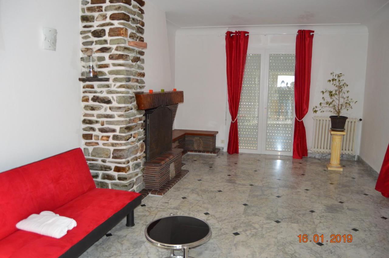 Maison De Vacances Saint-Sulpice-de-Royan Exteriér fotografie